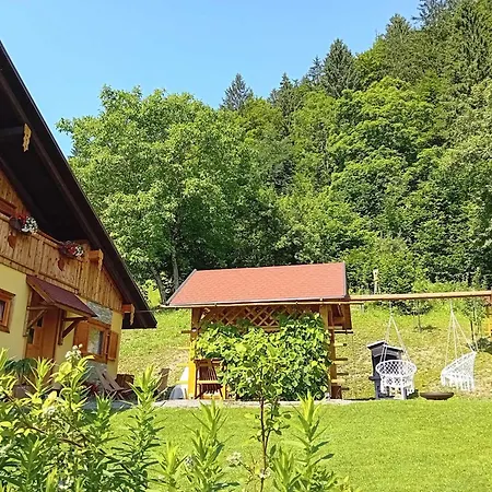 Pocitniska Hiska Kasta * Luče