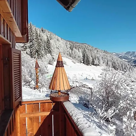 Holiday home Pocitniska Hiska Kasta Luce