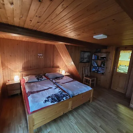 Pocitniska Hiska Kasta Semesterbostad Luče