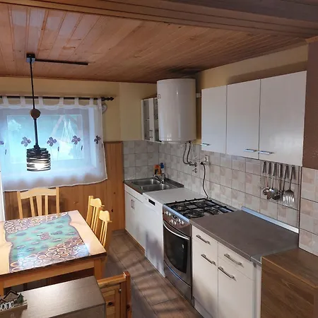 Ferienhaus Pocitniska Hiska Kasta Luče